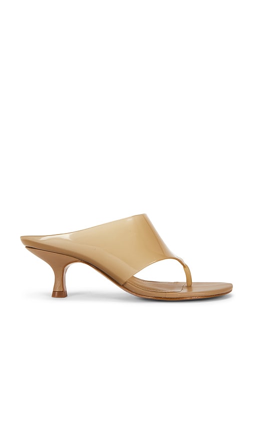 FARM Rio Thong Jelly Kitten Heel in Tan. - size 6.5 (also in 9)