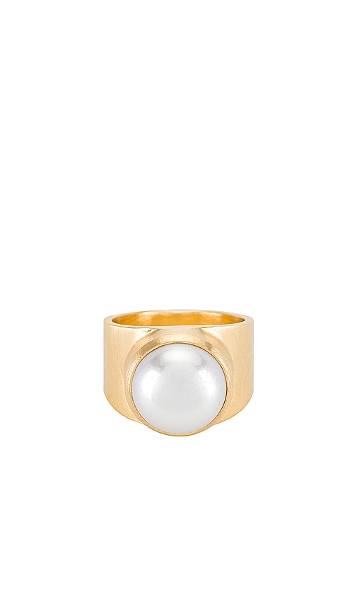 FAIRLEY Pearl Dome Ring in Gold | REVOLVE
