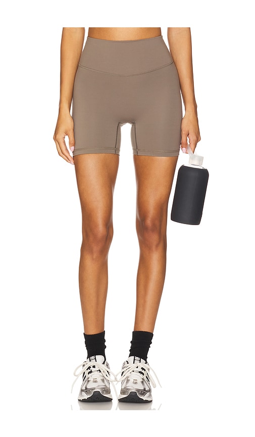 Form 5 Core Shorts In Brown