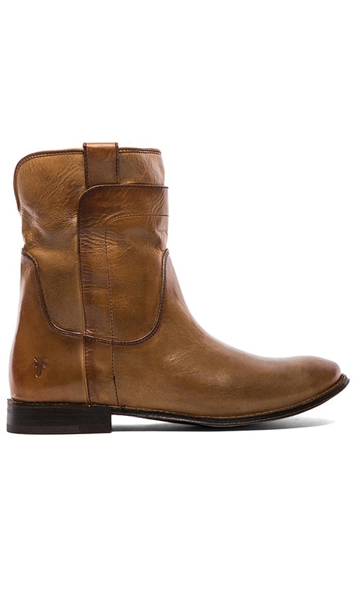 frye camel boots