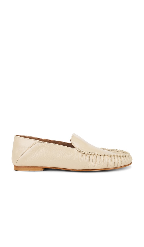 Bon Bon Loafer in . - size 35 (also in 36, 37, 38, 40) - Flattered - Modalova