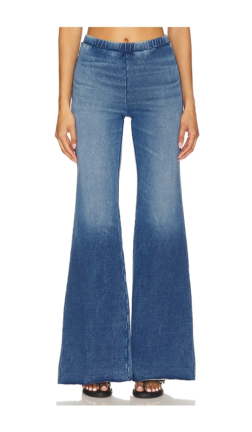 Jeanius Pull On Flare Legging in Blue. - size 2X (also in 3X, 4X, L, M, S, XL, XS) - Good American - Modalova