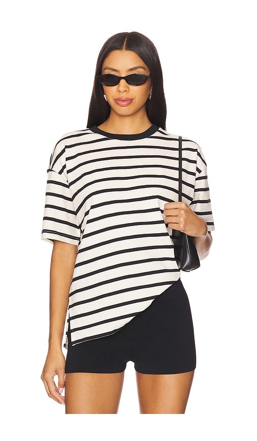 Cotton Oversized Tee in Cream. - size L (also in M, S, XL/1X, XS, XXXL/3X, XXXXL/4X) - Good American - Modalova