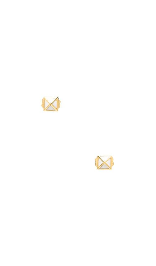 Lula Pyramid Stud