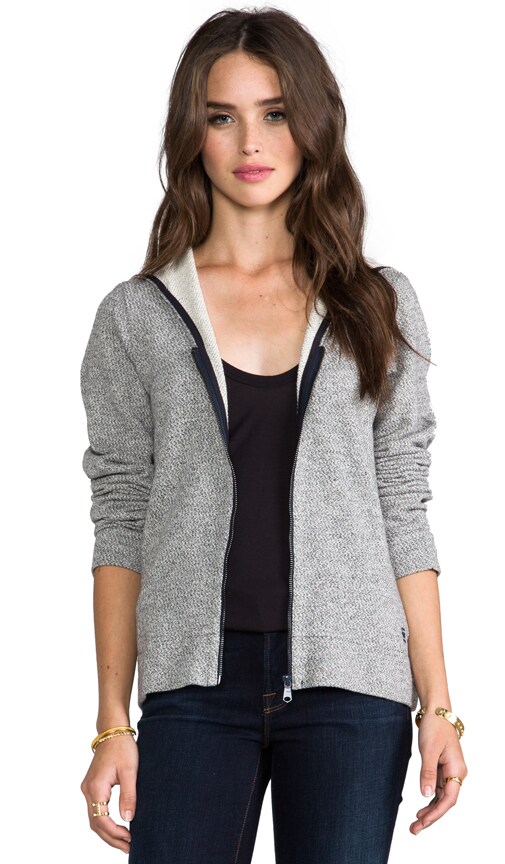 NEVIS HOODIE