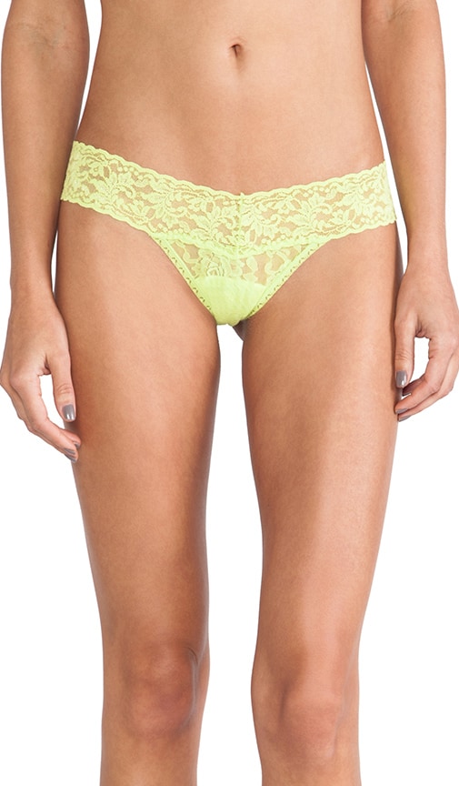 Signature Lace Low Rise Thong