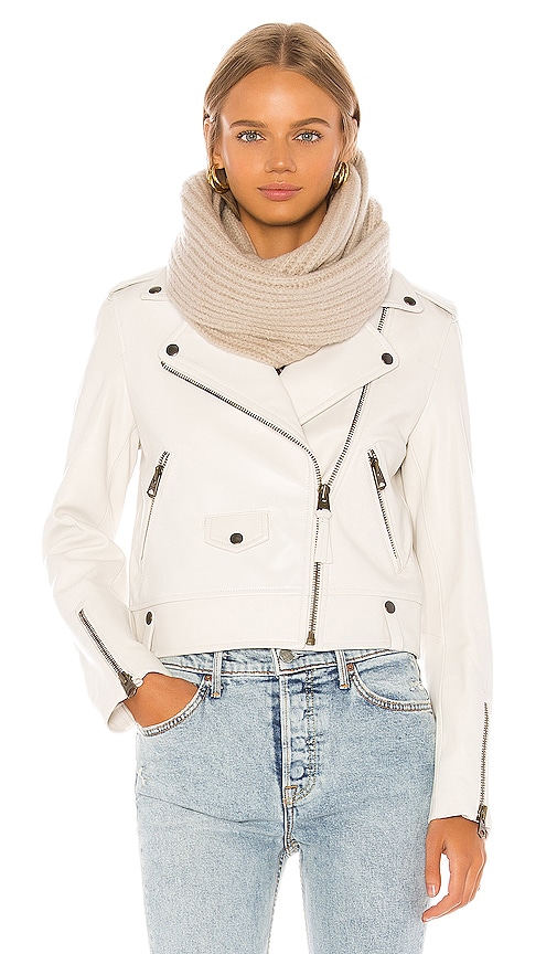 Lodge Loop Scarf