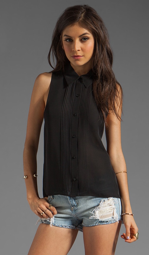Pleated Sleeveless Blouse