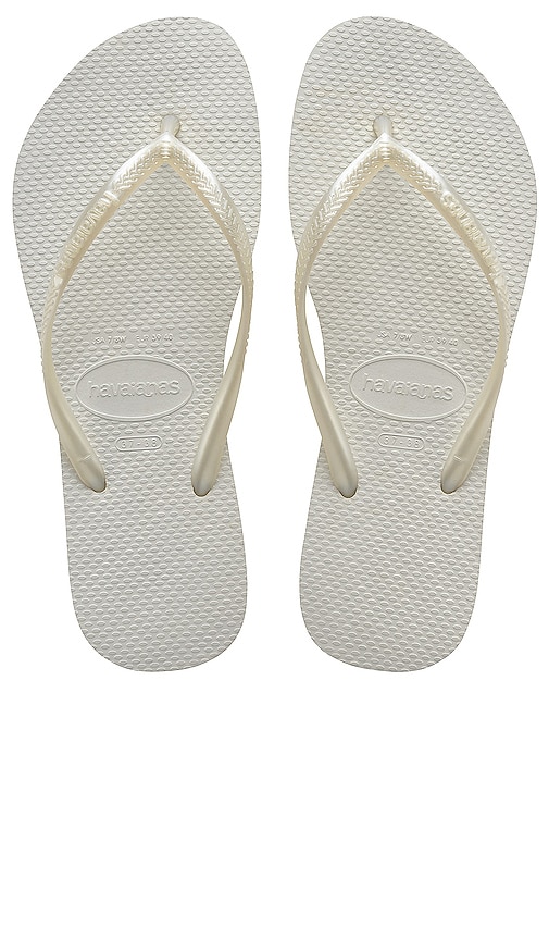 Slim white sale havaianas flip flops