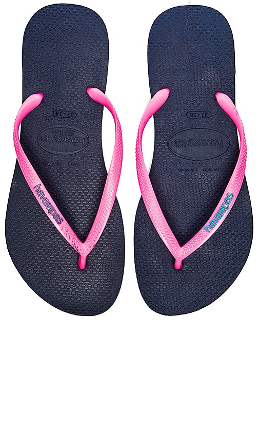 navy and pink havaianas