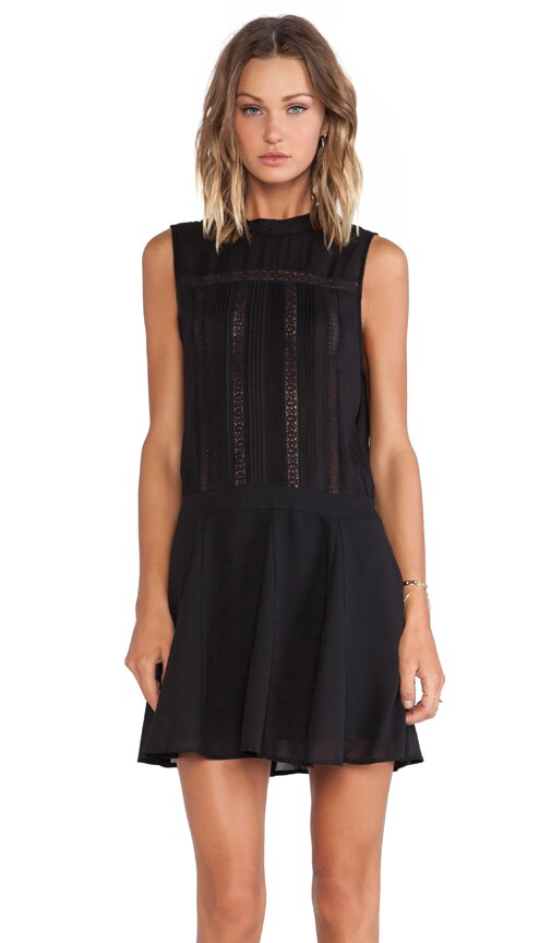 ROBE SANS MANCHES YUKO