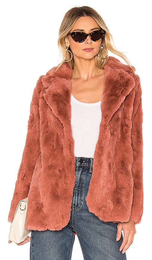 Una Fur Coat