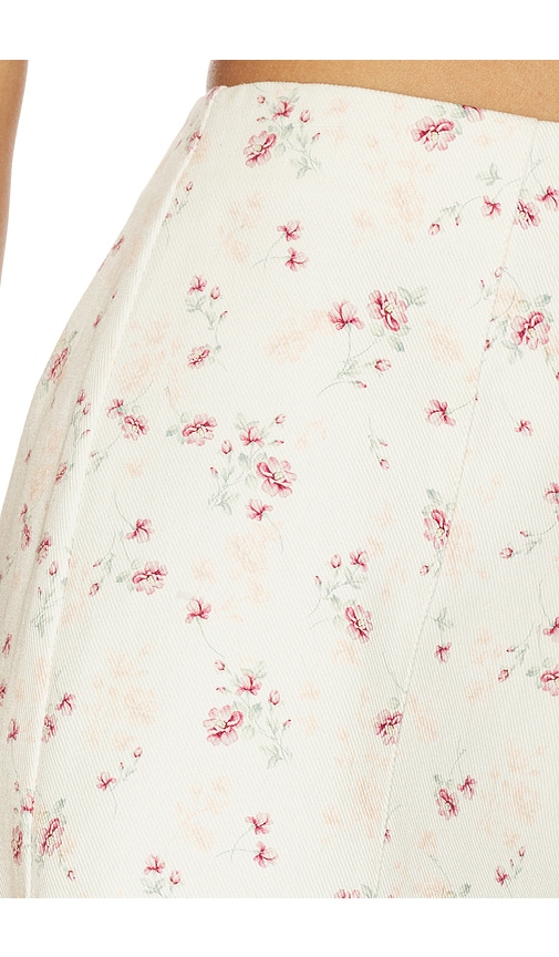 HEVRON Poppy Short | Thumbnail 6