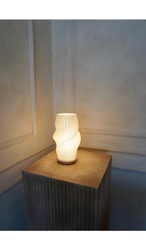  Huegah Home Rowa Table Lamp In White. 