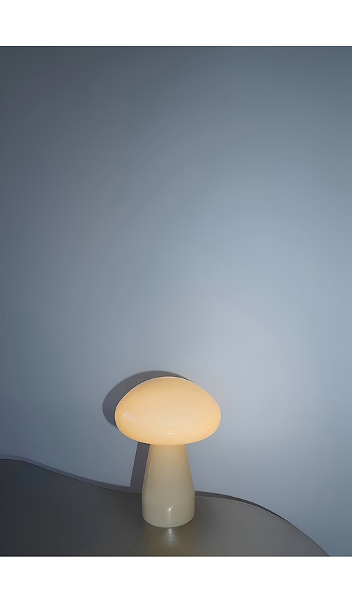 Huegah Home Lucien-lampe Lucien Lamp In White. 