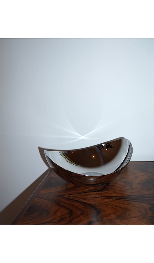  Huegah Home Schüsseln Dasha Bowl In Metallic Silver. 
