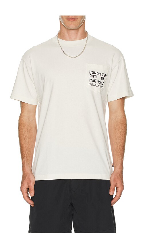  Honor The Gift Shirt Paint Works In Cream. Größe S. Also In L. 