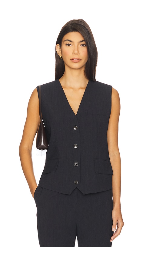 Atlas Vest in Navy. - size 38 (also in 32, 34, 36, 40)