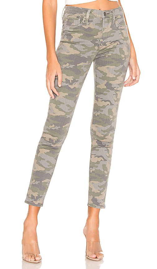 camouflage high waisted jeans
