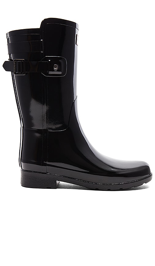 Original Refined Back Strap Short Gloss Boot