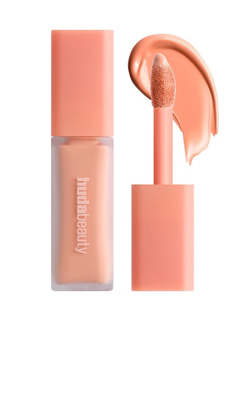 Huda Beauty Faux Filter Color Corrector in Peach Light 30$