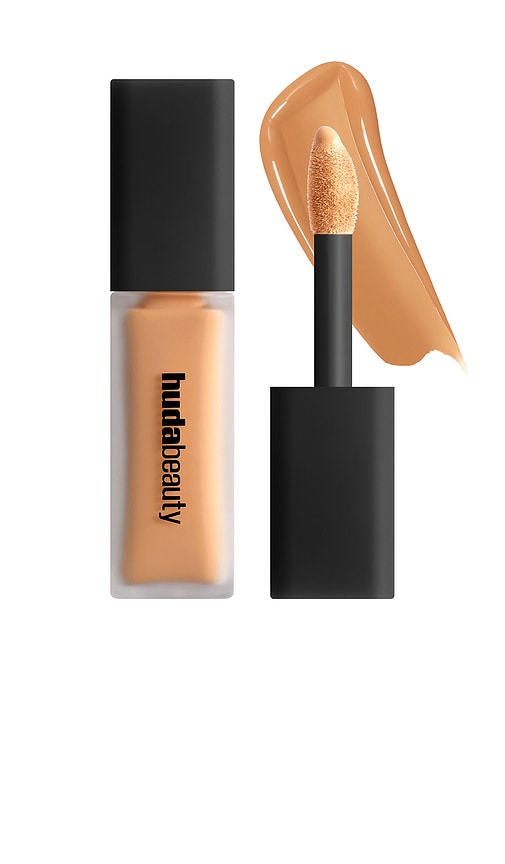 Huda Beauty Faux Filter Luminous Matte Concealer in Brittle 65 31$