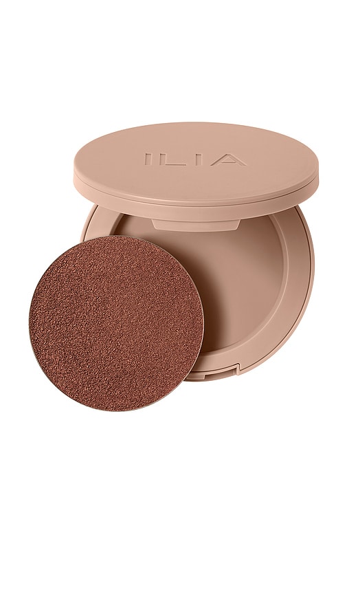 Sunshift Cream Bronzer in Bask.
