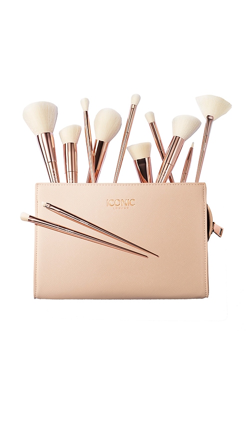 ICONIC LONDON LOT DE PINCEAUX MAQUILLAGE ULTIMATE BRUSH SET en Beauty NA 129 €