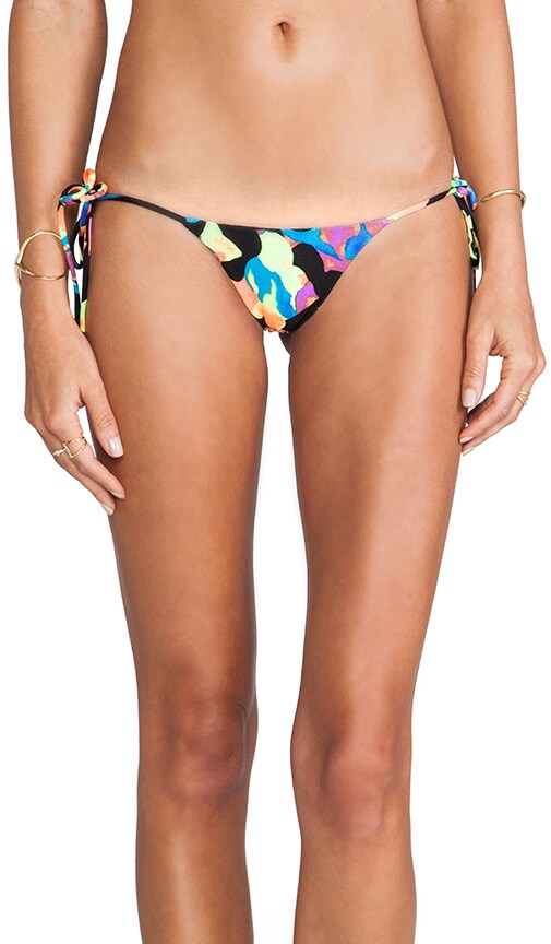Collins Basic Tie Side Bottom