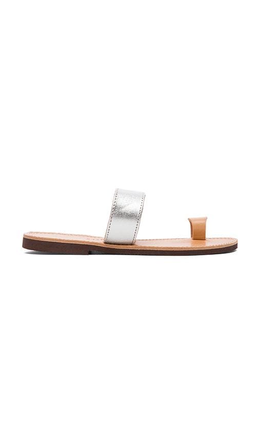 Elia Sandal