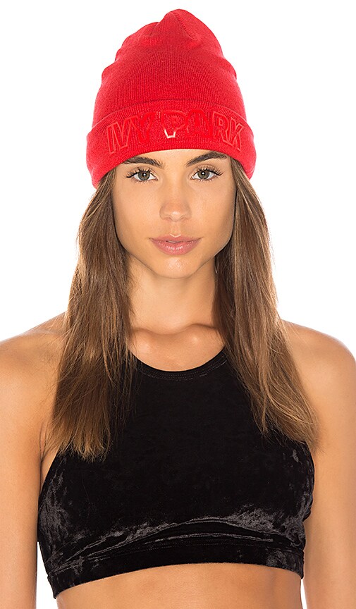 IVY PARK Beanie in Scarlet Red