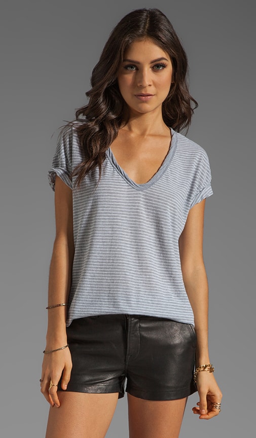 Easy V Neck Stripe Tee