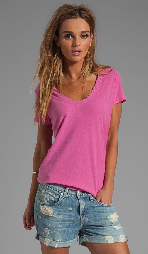 Causal Tee