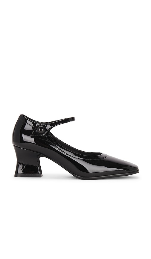 Shop Jeffrey Campbell Pettigrew Pump In Ë¸ë