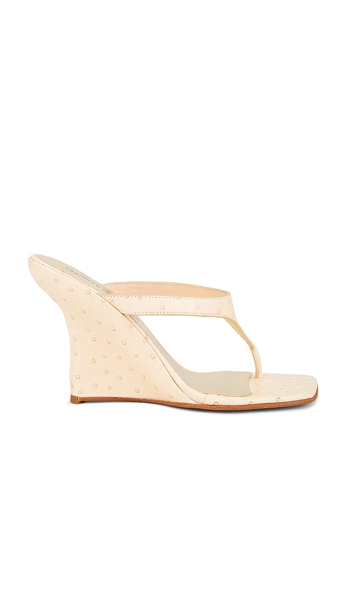 Romee Sandal in Beige. - size 10 (also in 6, 6.5, 7, 7.5, 8, 8.5, 9, 9.5) - Jeffrey Campbell - Modalova