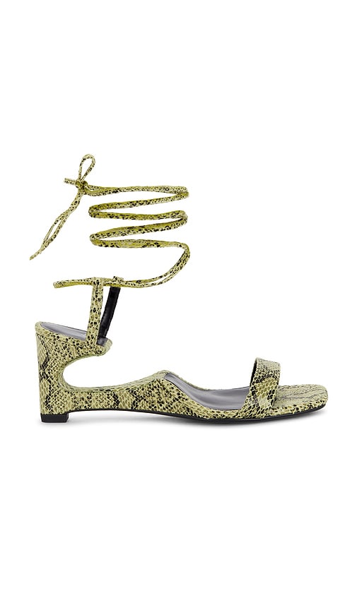 Reversed Sandal in Green. - size 10 (also in 6, 6.5, 7, 7.5, 8, 8.5, 9, 9.5) - Jeffrey Campbell - Modalova