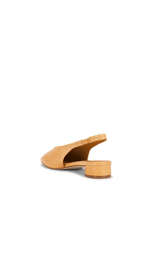  Jeffrey Campbell Trustee Sling Back Flat In Beige. Taglia 6. Also In 6.5, 7, 7.5, 8, 8.5, 9, 9.5, 10, 11. 
