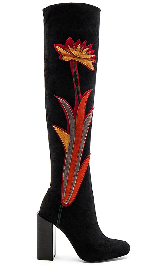 x REVOLVE Paprika Boots
