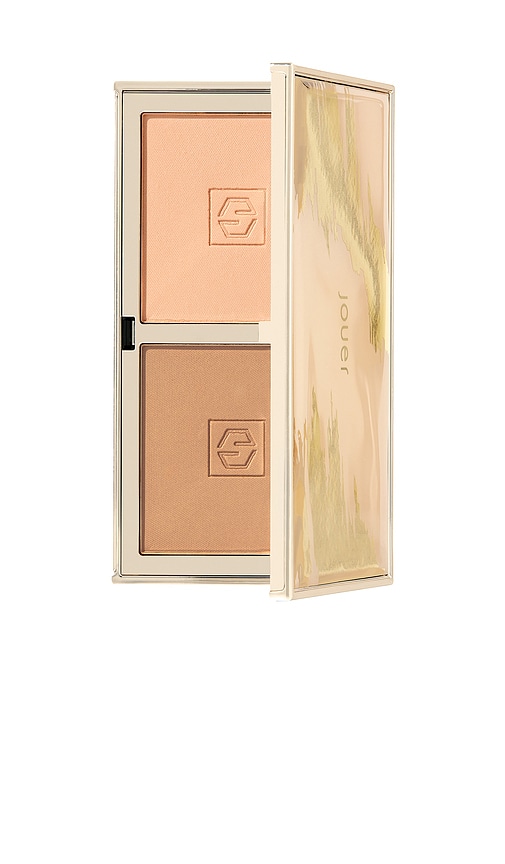 Sunswept Dual Bronzer Palette in Light To Medium.