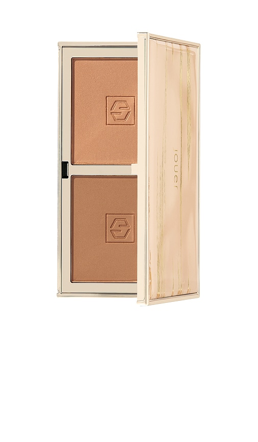 Sunswept Dual Bronzer Palette in Medium To Deep.
