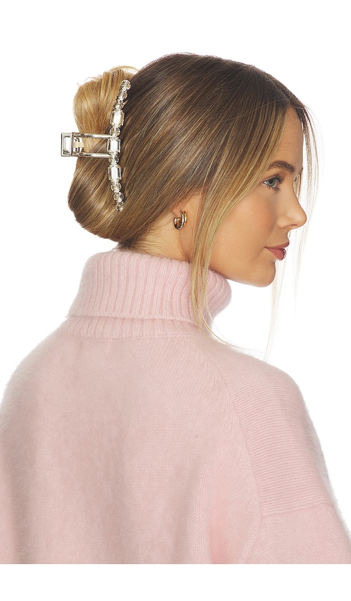 Jennifer Behr Justine Jaw Clip