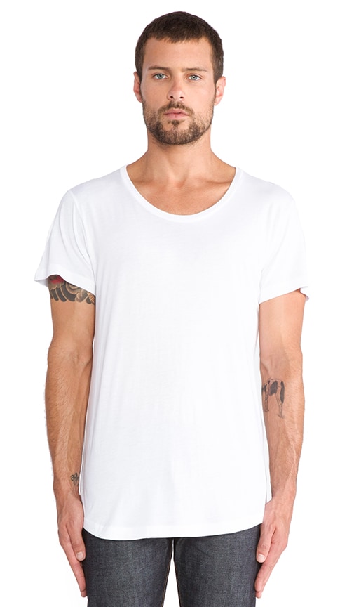Curve U-Neck Tee