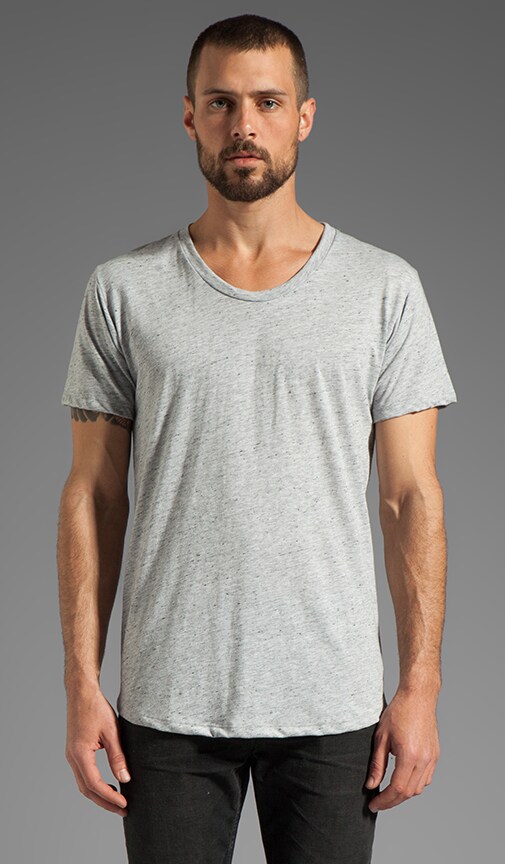 Curve U-Neck Tee