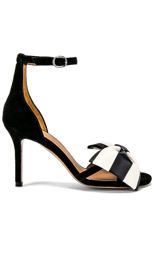 Isabelle Heel