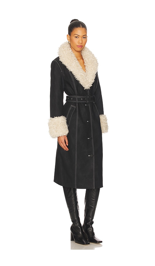 Jakke Palladino Coat In Black