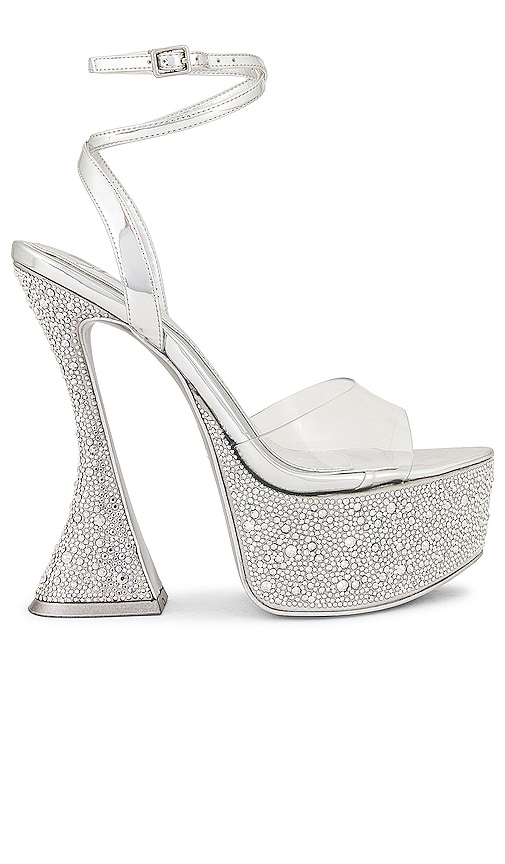 Jlo Jennifer Lopez Beverly 防水台高跟鞋 – 银色 In Metallic Silver