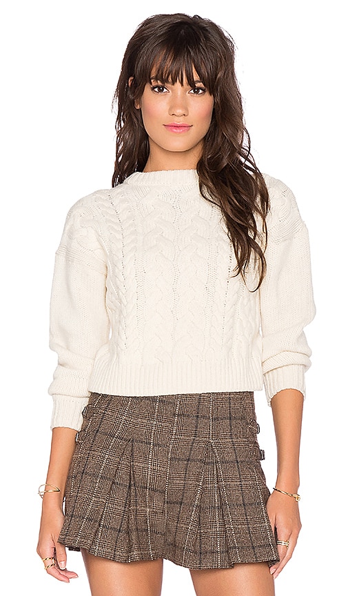 Round Neck Cable Knit Sweater