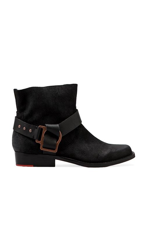 Saki Bootie with a Buckle