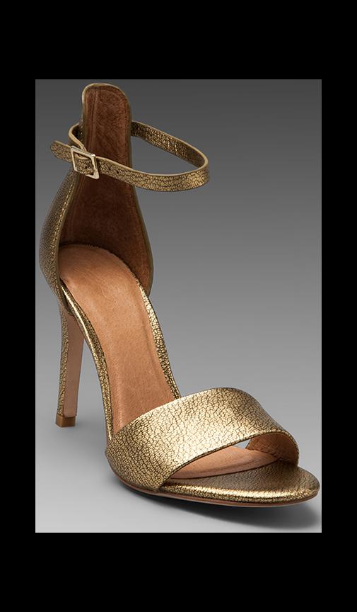 Jaclyn Sandal