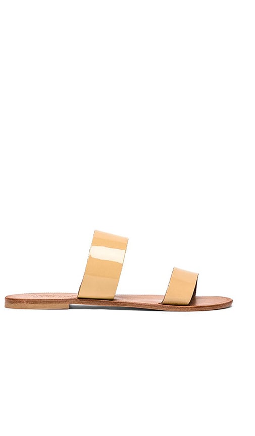 A La Plage Sable Flat